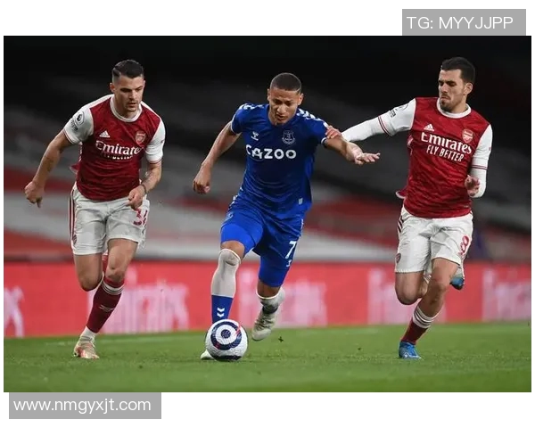 灵动球场上的足球明星们展现独特魅力与灵气的精彩瞬间