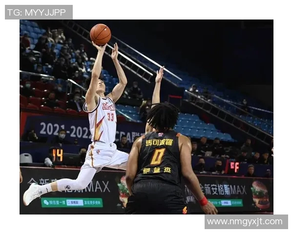 深圳篮球队比赛经验深度对比分析与启示探讨 深圳篮球队比赛经验深度对比分析与启示探讨