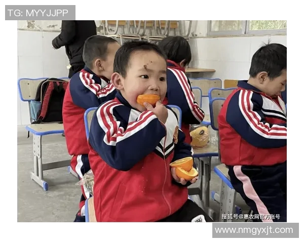 温暖瞬间英国足球明星与孩子们亲密互动传递爱与希望 温暖瞬间英国足球明星与孩子们亲密互动传递爱与希望